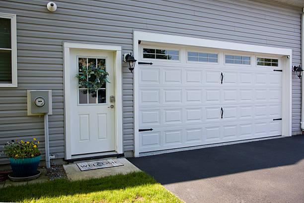 24/7 Emergency Garage Door Roller Replacement experts in Gig Harbor, WA